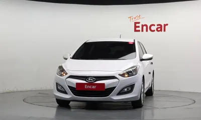 Hyundai i30 2014, 83298 км, за 4588.42 USD