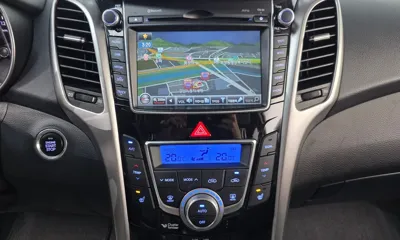 Hyundai i30 2014, 83298 км, за 4588.42 USD - фото 14