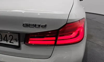 BMW 5-Series 2018, 99141 км, за 16263.35 USD - фото 23