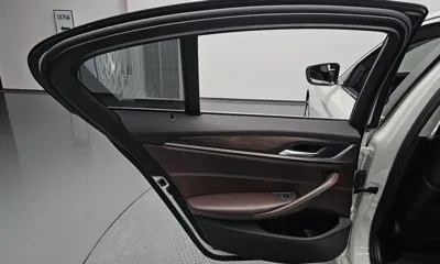BMW 5-Series 2018, 99141 км, за 16263.35 USD - фото 25