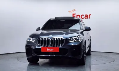 BMW X5 2022, 33900 км, за 42946.81 USD