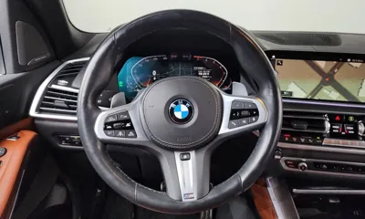 BMW X5 2022, 33900 км, за 42667.72 USD - фото 13