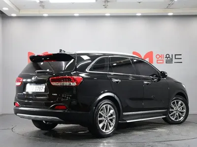 Kia Sorento 2016, 136703 км, за 7752.45 USD