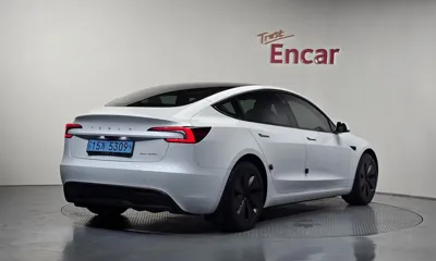 Tesla Model 3 2024, 25479 км, за 33803.54 USD