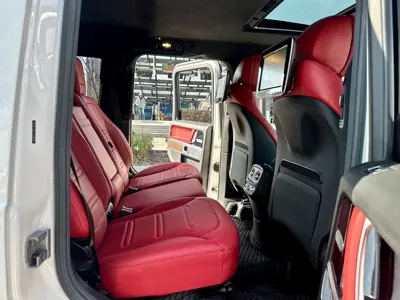 Mercedes-Benz G-Class 2021, 51000 км, за 225139.39 USD - фото 17