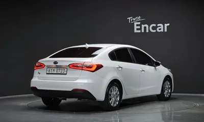 Kia K3 2015, 110940 км, за 2955.86 USD