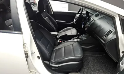 Kia K3 2015, 110940 км, за 2955.86 USD - фото 10