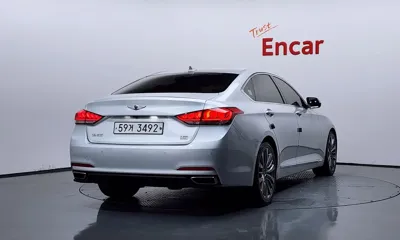 Hyundai Genesis 2014, 186492 км, за 5330.56 USD