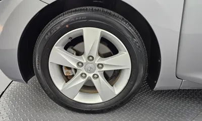 Hyundai Avante 2013, 130321 км, за 3311.26 USD