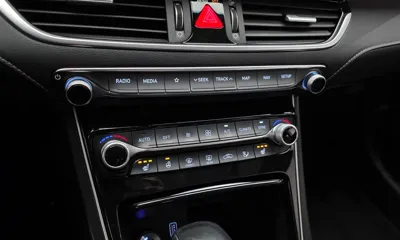 Hyundai Grandeur 2019, 78287 км, за 9706.85 USD - фото 17