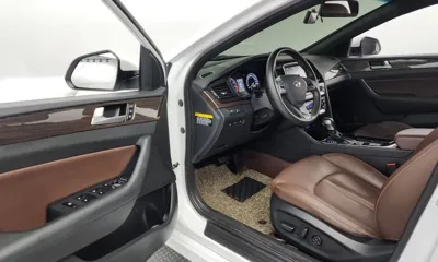 Hyundai Sonata 2019, 20319 км, за 8801.89 USD - фото 10