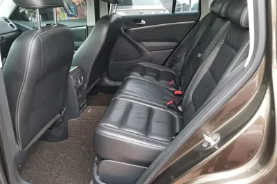Volkswagen Tiguan 2016, 90500 км, за 6469 USD - фото 17