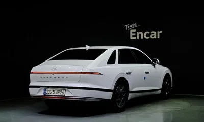 Hyundai Grandeur 2024, 19036 км, за 20979.39 USD