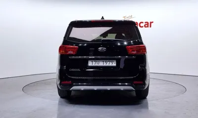 Kia Canival 2019, 230663 км, за 7932.32 USD