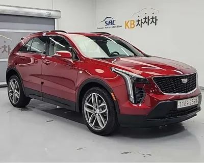 Cadillac XT4 2023, 5000 км, за 23129.31 USD