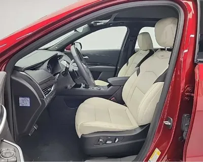 Cadillac XT4 2023, 5000 км, за 23129.31 USD - фото 11