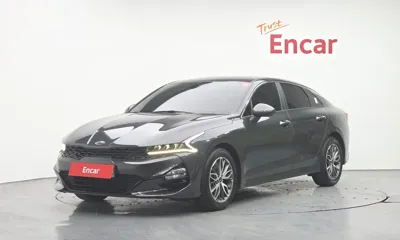 Kia K5 · 2021 год