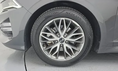 Kia K5 2021, 70569 км, за 10343.49 USD