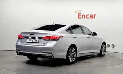 Hyundai Genesis 2015, 135445 км, за 6498.83 USD