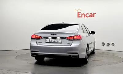 Hyundai Genesis 2015, 135445 км, за 6498.83 USD
