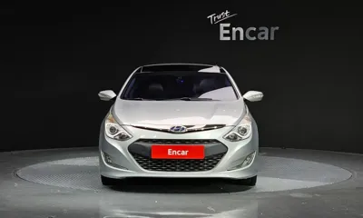 Hyundai Sonata 2012, 123677 км, за 3907.28 USD