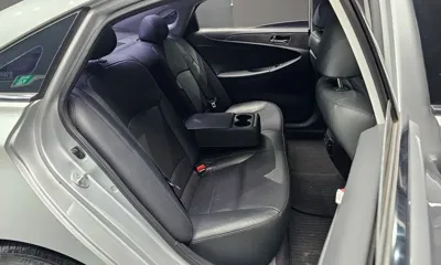 Hyundai Sonata 2012, 123677 км, за 3907.28 USD - фото 20