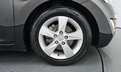 Hyundai Avante 2011, 127992 км, за 2822.63 USD
