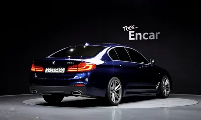 BMW 5-Series 2020, 58763 км, за 20944.83 USD