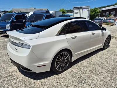 Lincoln MKZ 2015, 144000 км, за 3575.37 USD