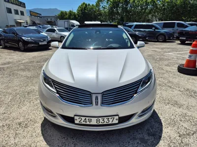 Lincoln MKZ 2015, 144000 км, за 3575.37 USD