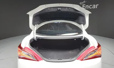 Hyundai Genesis 2010, 131047 км, за 4926.43 USD - фото 20