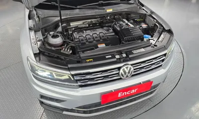 Volkswagen Tiguan 2018, 146663 км, за 14171.48 USD - фото 6