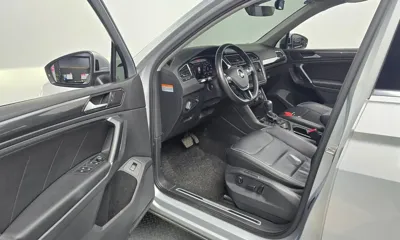 Volkswagen Tiguan 2018, 146663 км, за 14171.48 USD - фото 10