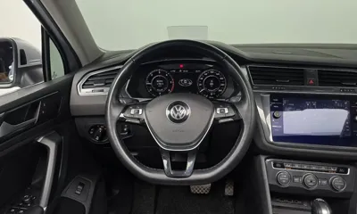 Volkswagen Tiguan 2018, 146663 км, за 14171.48 USD - фото 13