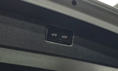 Volkswagen Tiguan 2018, 146663 км, за 14171.48 USD - фото 20