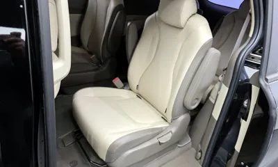 Kia Canival 2021, 71760 км, за 12282.79 USD - фото 11