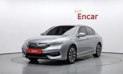 Honda Accord · 2017 год
