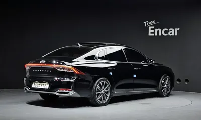 Hyundai Grandeur 2023, 55653 км, за 17657.87 USD