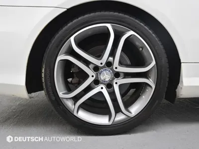 Mercedes-Benz E-Class 2014, 104928 км, за 10505.45 USD