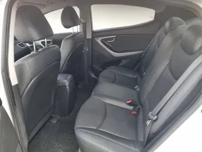 Hyundai Avante 2014, 88663 км, за 4138.2 USD - фото 17