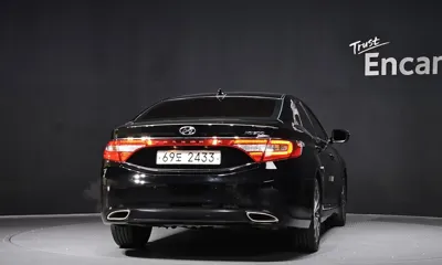 Hyundai Grandeur 2014, 66254 км, за 4072.52 USD