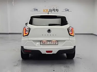 KG_Mobility_Ssangyong TIBOLI 2015, 98970 км, за 3766.1 USD
