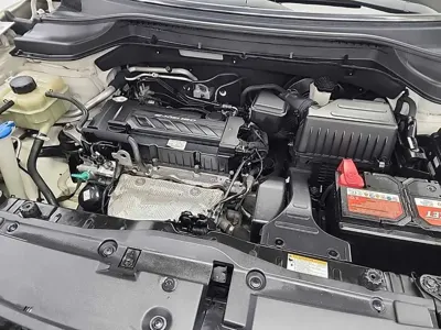 KG_Mobility_Ssangyong TIBOLI 2015, 98970 км, за 3766.1 USD