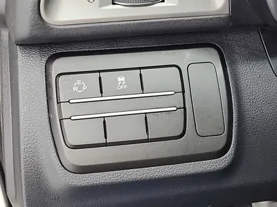 KG_Mobility_Ssangyong TIBOLI 2015, 98970 км, за 3766.1 USD - фото 16