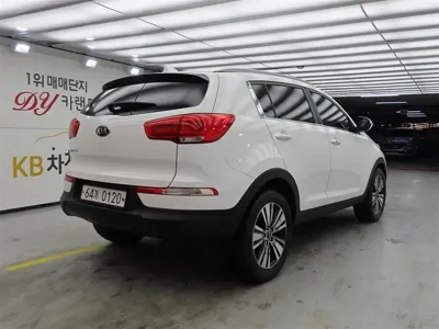 Kia Sportage 2016, 174171 км, за 3931.99 USD