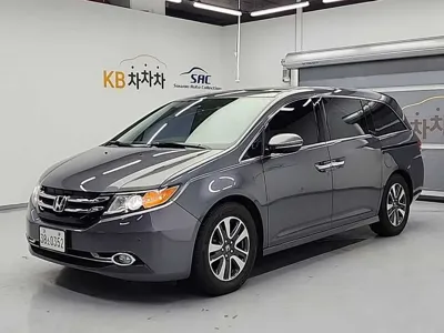 Honda Odyssey · 2016 год