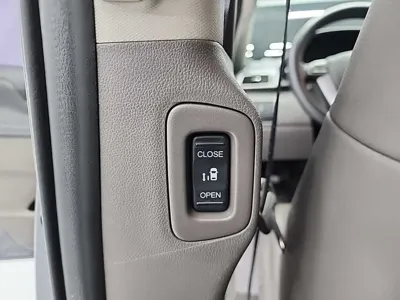 Honda Odyssey 2016, 210000 км, за 5761.58 USD - фото 14