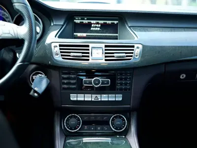 Mercedes-Benz CLS 2014, 120000 км, за 13213.4 USD - фото 13