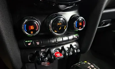 MINI Cooper Convertible 2019, 145341 км, за 8269.83 USD - фото 17