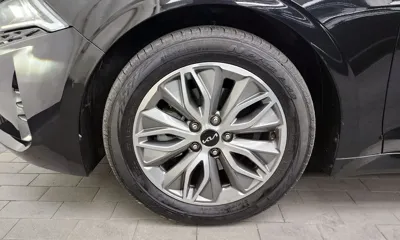 Kia K5 2023, 99723 км, за 13214.4 USD